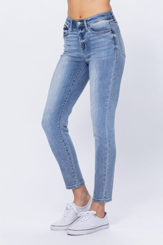 Judy Blue Full Size Ankle-Length Jeans with Pockets