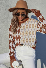 Load image into Gallery viewer, Two-Tone Argyle Crewneck Sweater
