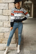 Load image into Gallery viewer, Printed Color Block Round Neck Sweater
