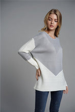 Load image into Gallery viewer, Two-Tone Chevron Pullover Sweater
