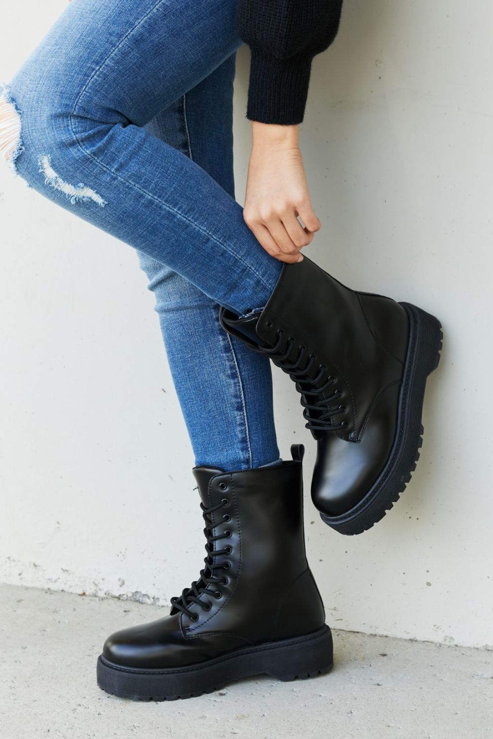 Weeboo Big Steps Platform Combat Boots in Black