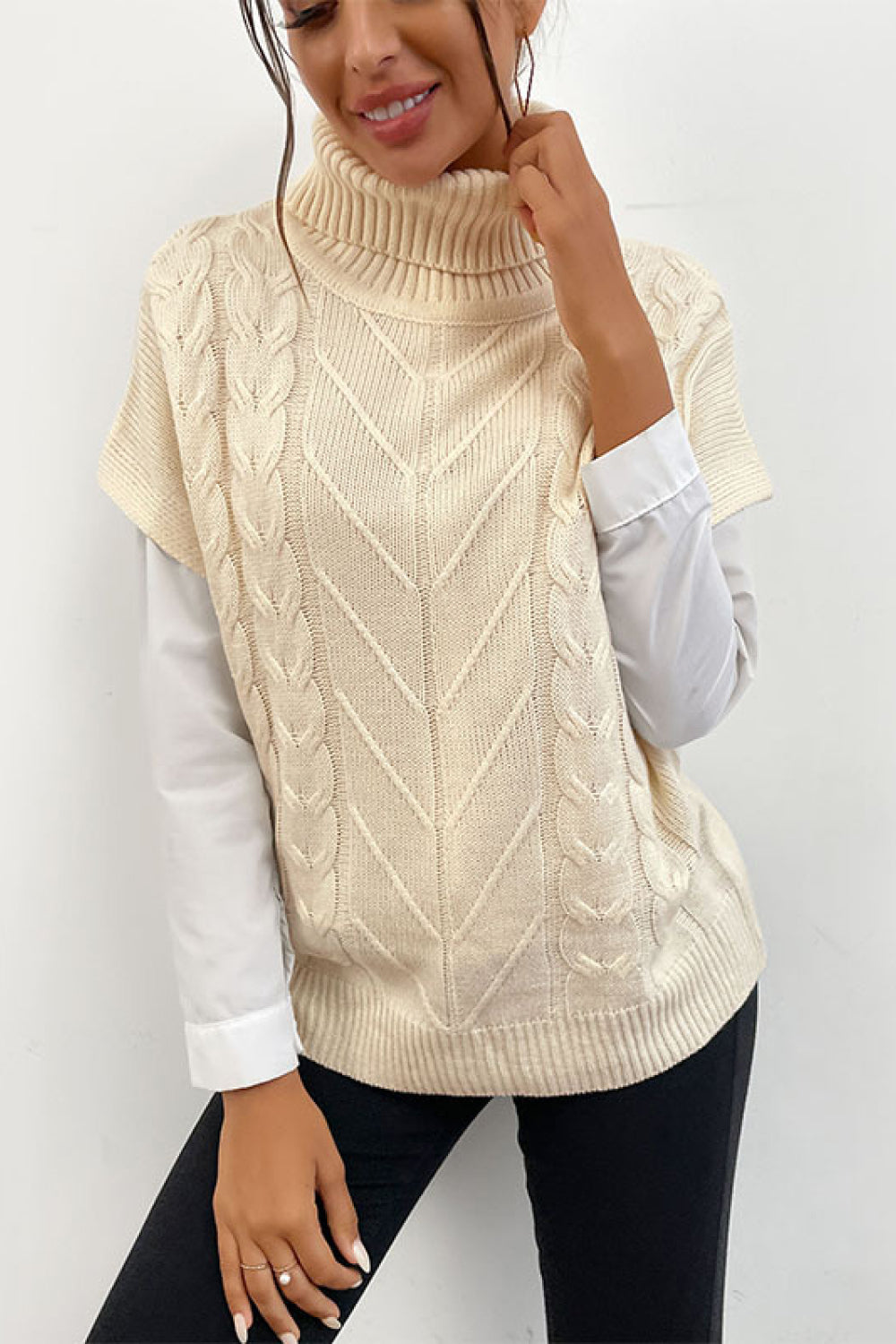 Cable-Knit Turtleneck Short Sleeve Sweater