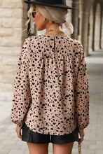 Load image into Gallery viewer, Leopard Print Balloon Sleeve Babydoll Blouse
