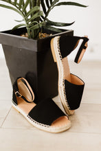 Load image into Gallery viewer, KAYLEEN Walking By Peep-Toe Espadrilles in Black
