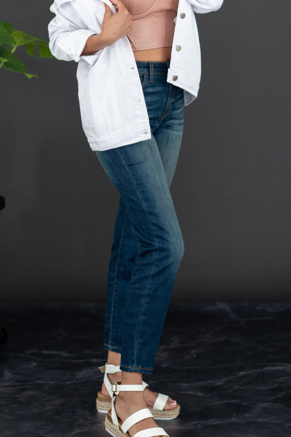 Judy Blue Laurie Full Size Mid-Rise Relaxed Jeans with Handsanding