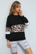 Load image into Gallery viewer, Leopard Spliced Crewneck Sweatshirt
