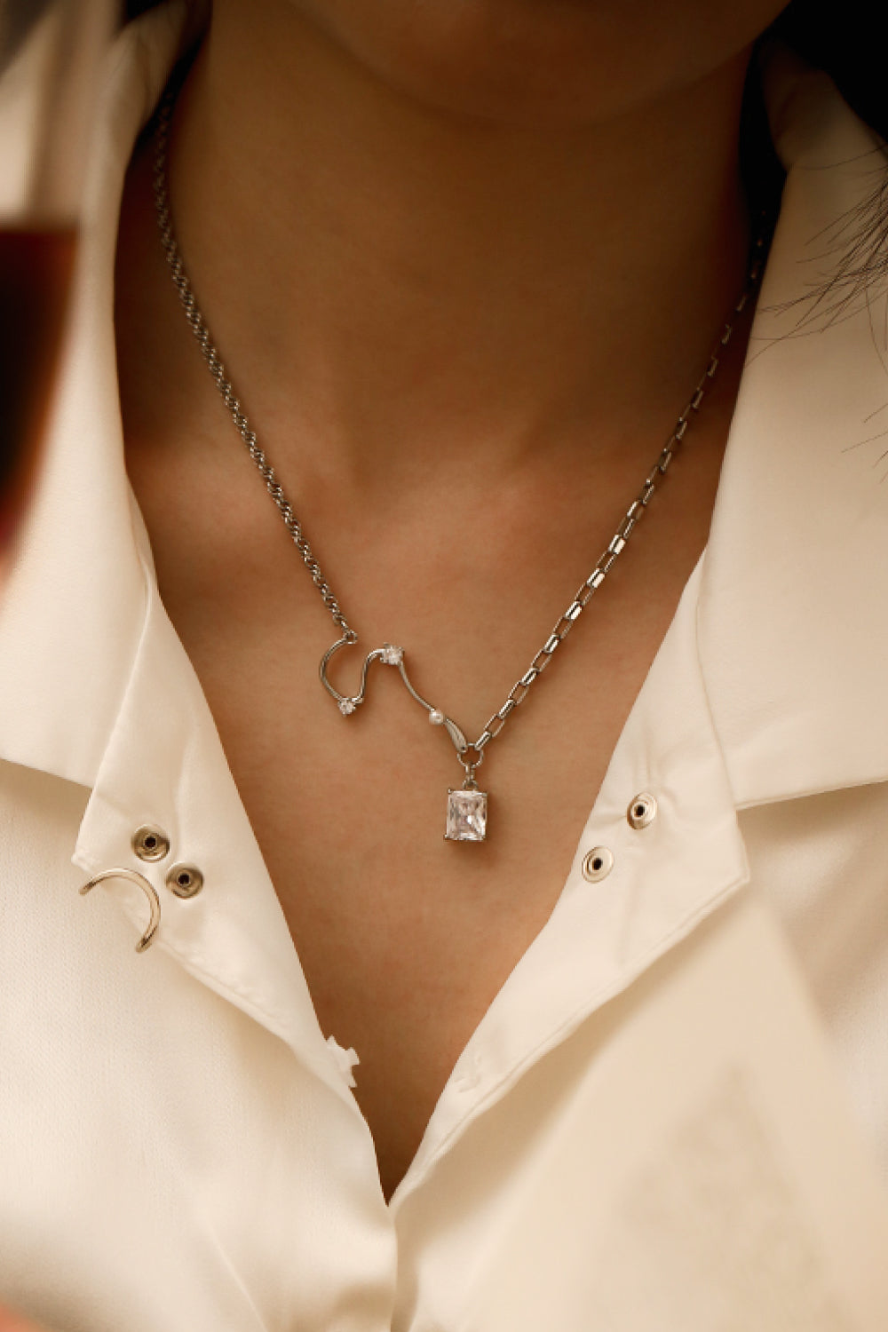 Rhinestone Square Pendant Necklace