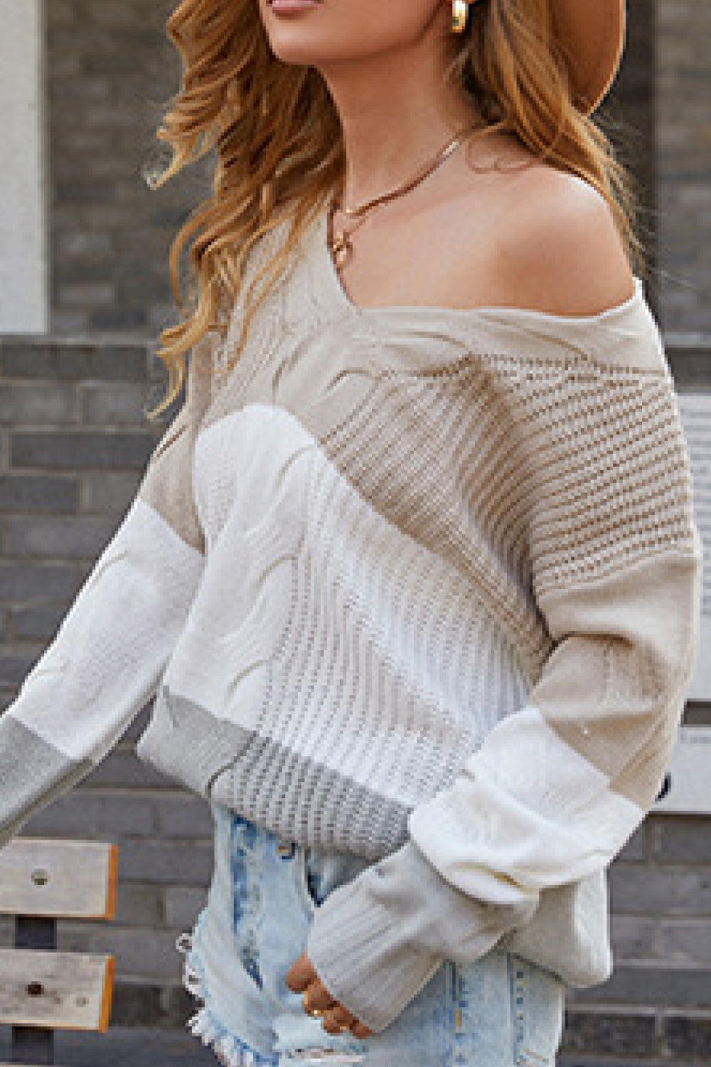 Color Block Cable-Knit V-Neck Sweater