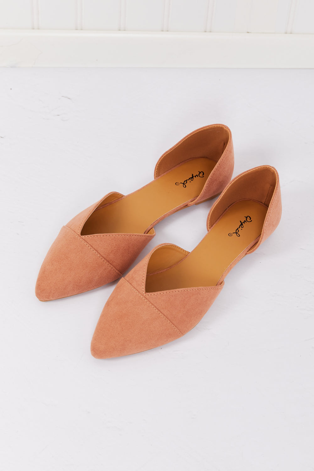 Qupid Simple and Chic Pointed Toe Ballet Flats in Sunkiss