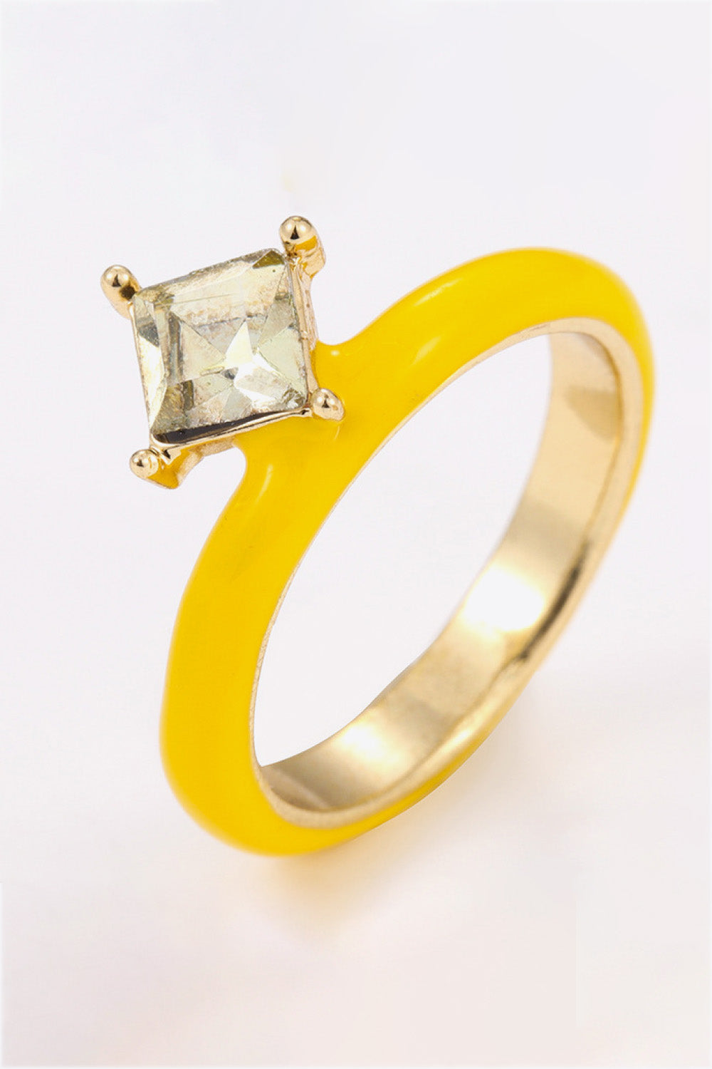 Everyday Delight 18K Gold Plated Glass Stone Ring