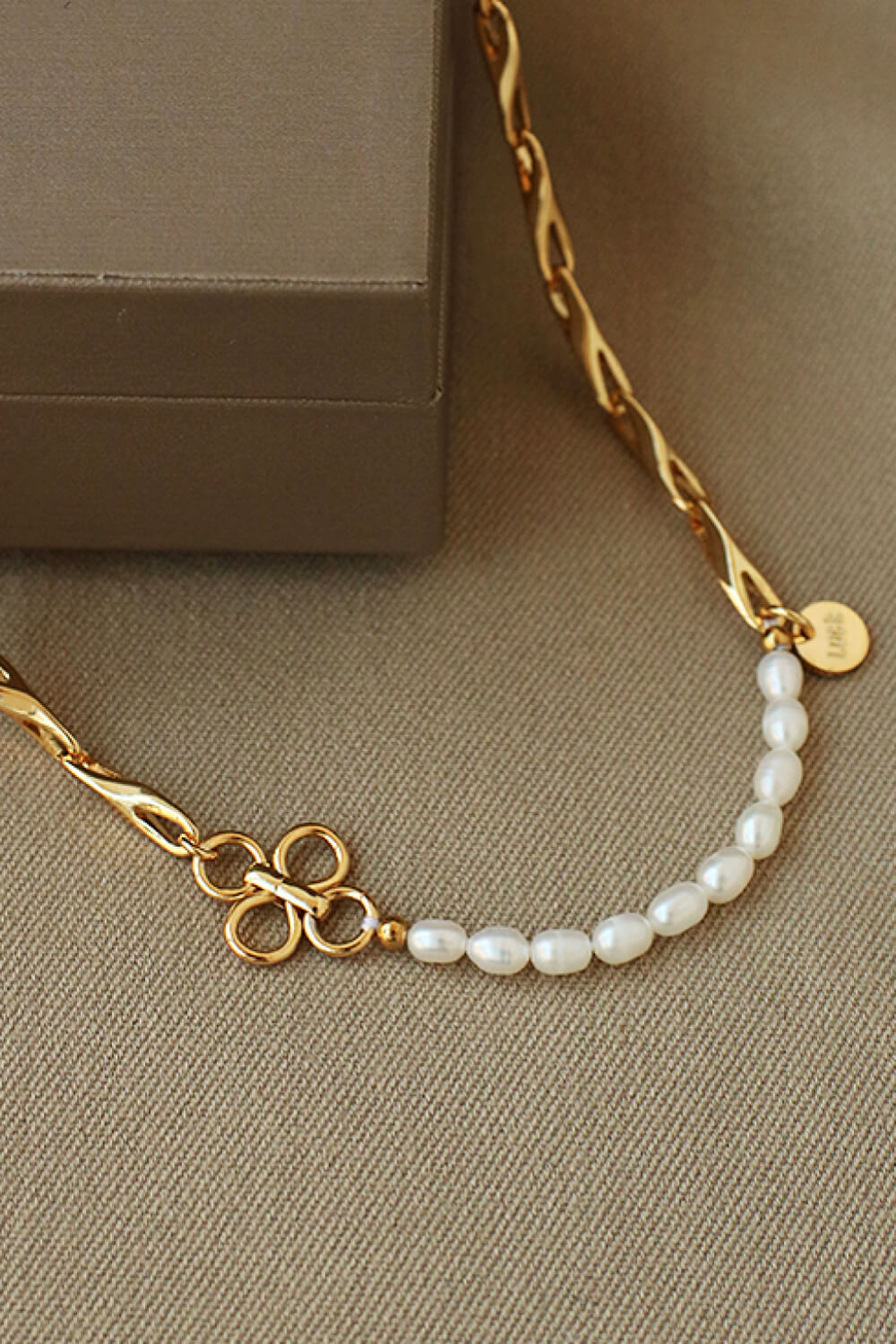 Decorative Twist Pearl 18K Gold-Plated Necklace