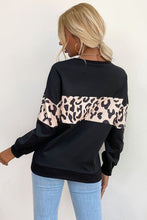 Load image into Gallery viewer, Leopard Color Block Long Sleeve Pullover
