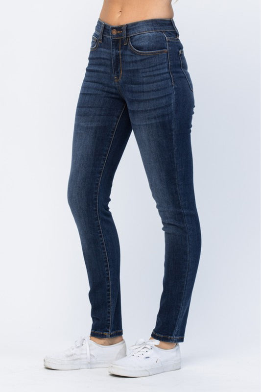 Judy Blue Full Size  Ankle-Length Pocketed Jeans