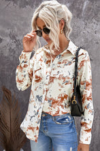 Load image into Gallery viewer, Abstract Print Button Down Shirt
